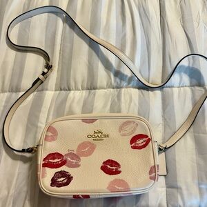 NWOT Coach Jamie Camera Bag With Lips Print Crossbody Purse Leather